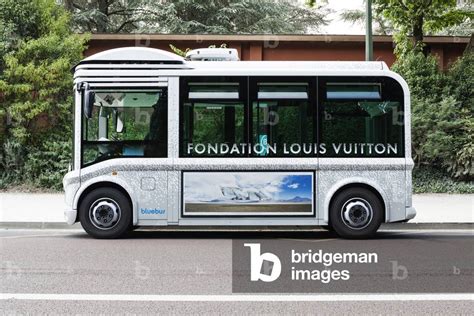 louis vuitton foundation bus|louis vuitton museum website.